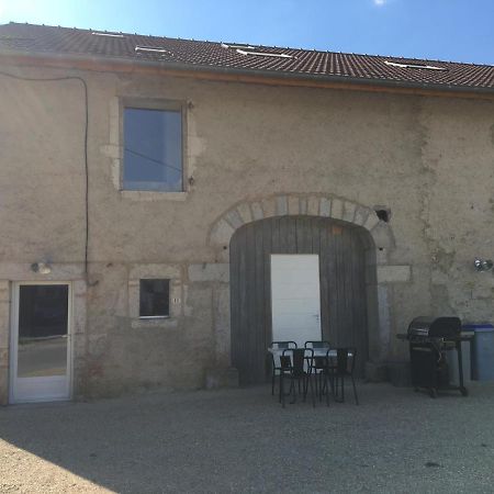 La Chambre Des Bobines Montigny-sur-l'Ain Exterior foto